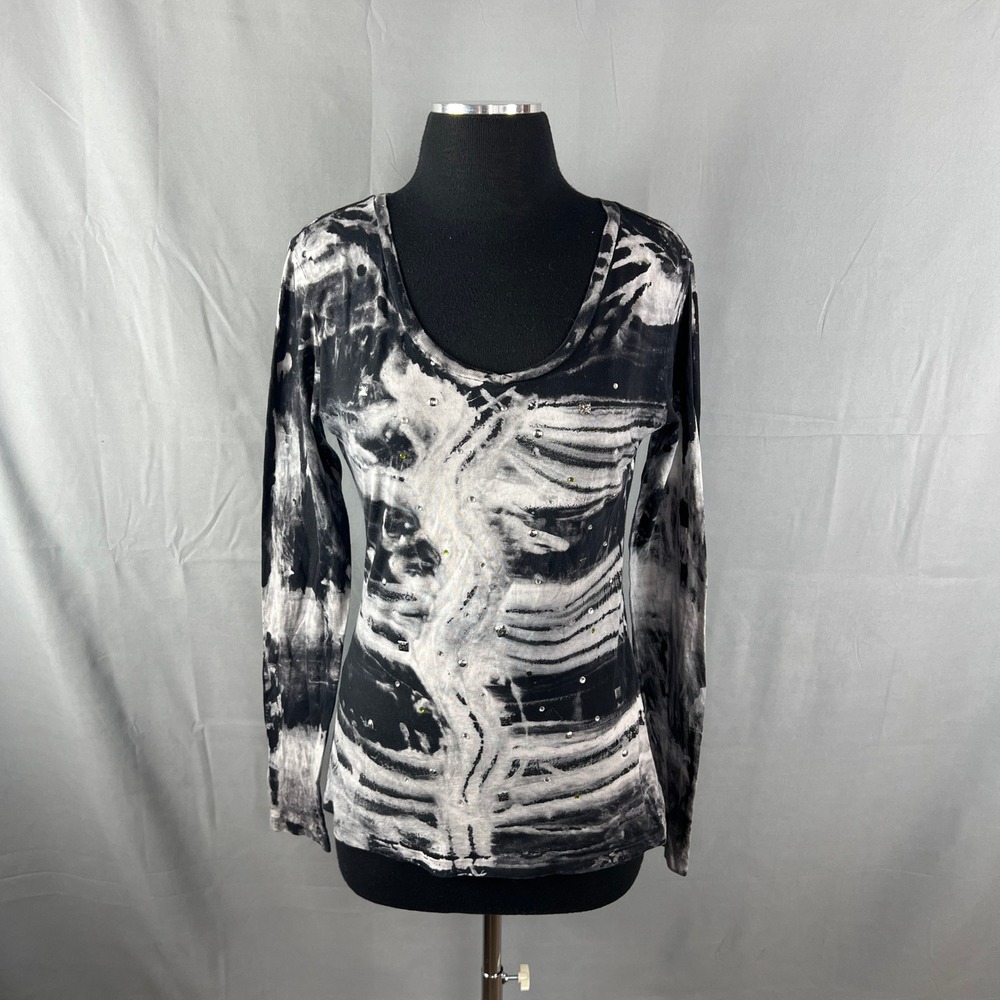 Rock 47 By Wrangler Top Womens Medium Black White Abstract Studded Long Sleeve